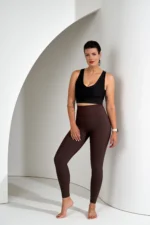 Dámské legíny - vysoký pás, nařasaný zadek - hnědé - Obrázek 4